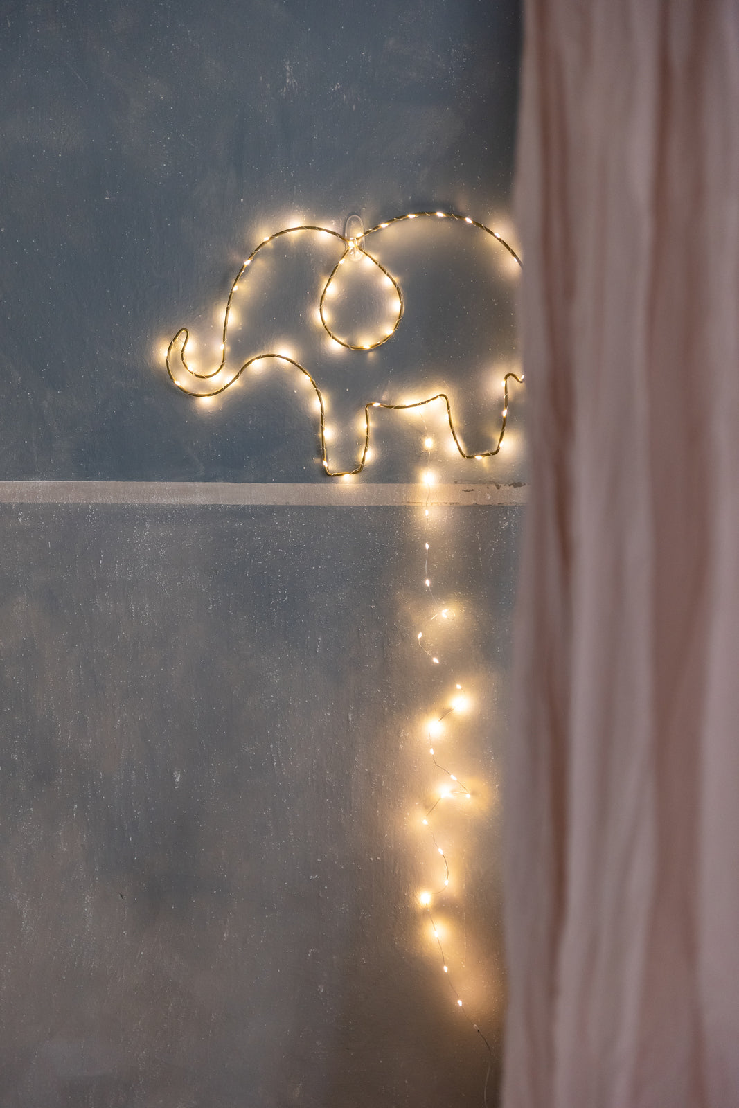 Lights and Dreams Elephant lamp
